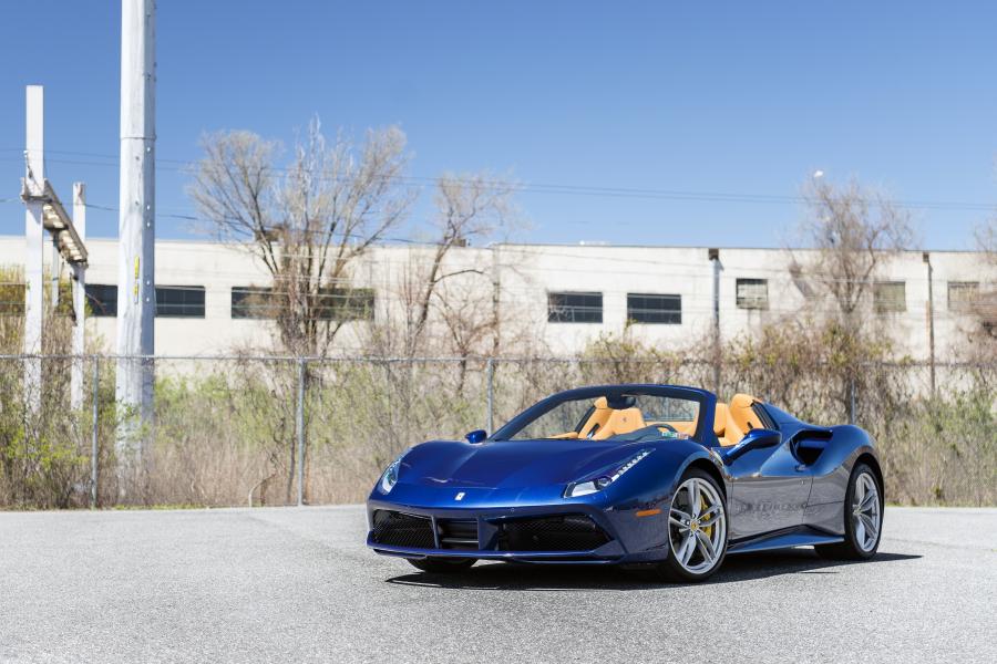  Ferrari 488 Spider 2016 года  (NA) (фото 1 из 19)